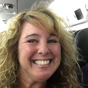 Meet your Posher, Lori